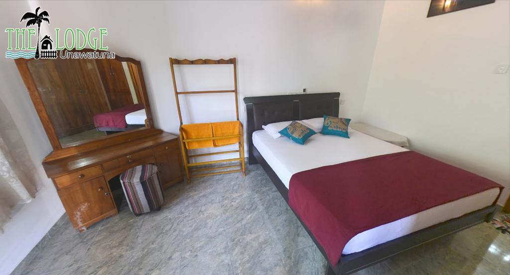 The Lodge Unawatuna Room photo