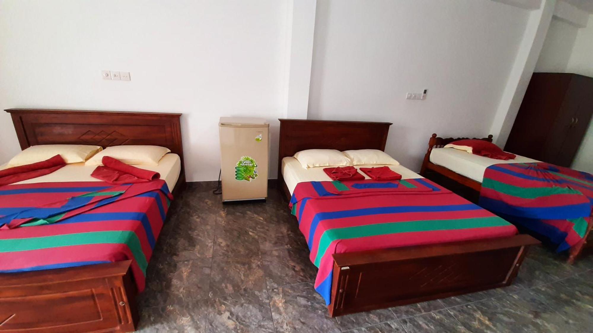 The Lodge Unawatuna Room photo