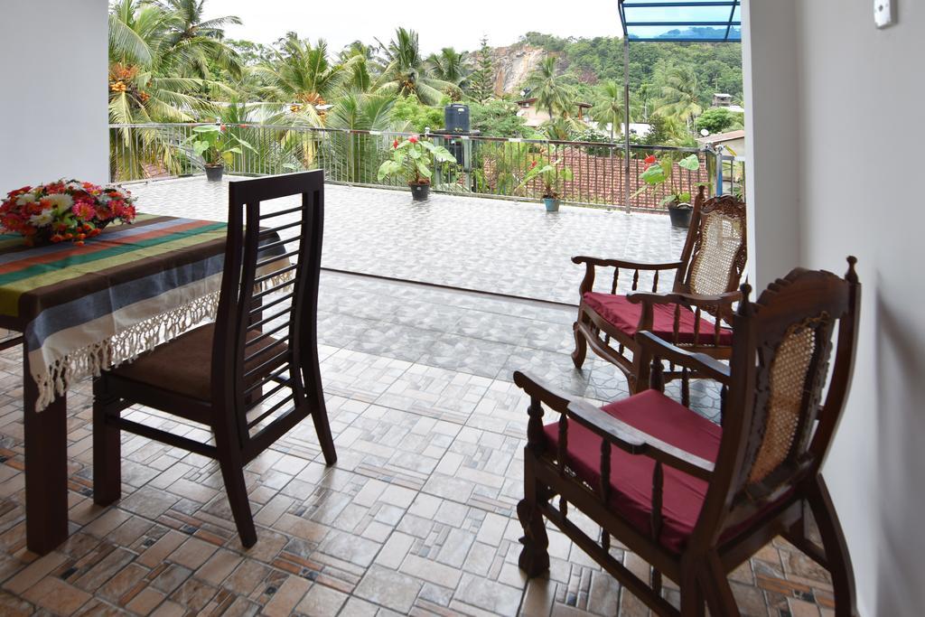 The Lodge Unawatuna Exterior photo